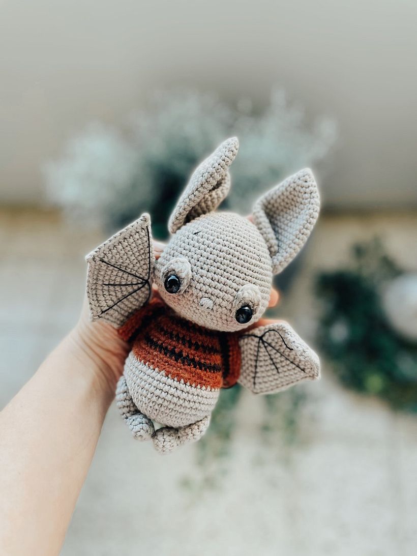 VICTOR the bat 2