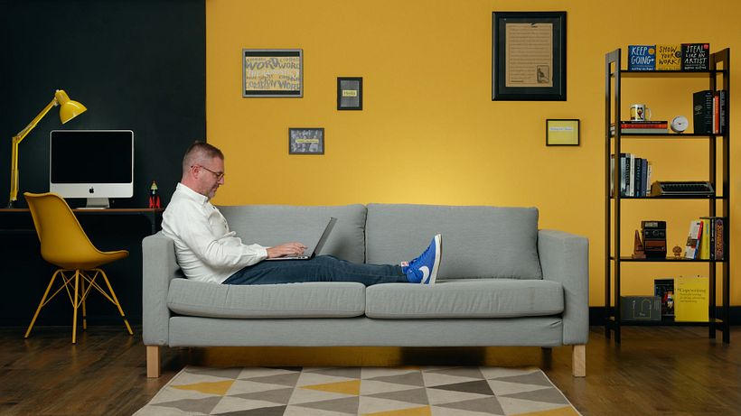 Paul è un esperto di scrittura coinvolgente ed efficace per social media.