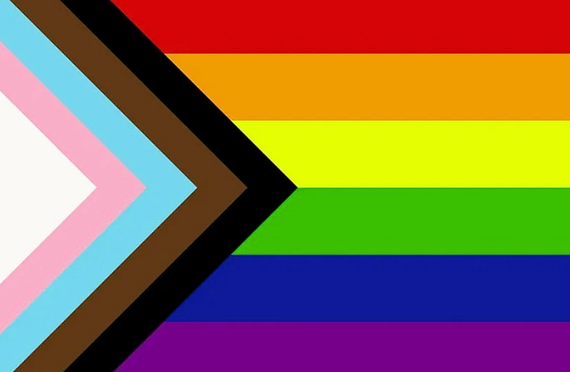 Última versión de la bandera arcoíris diseñada por Daniel Quasar.