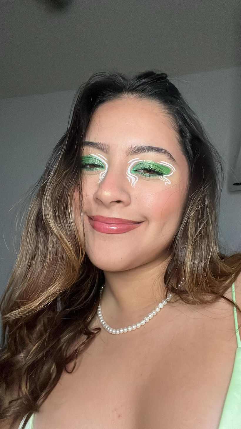 Mi proyecto del curso: Introducción a las técnicas profesionales de maquillaje 3
