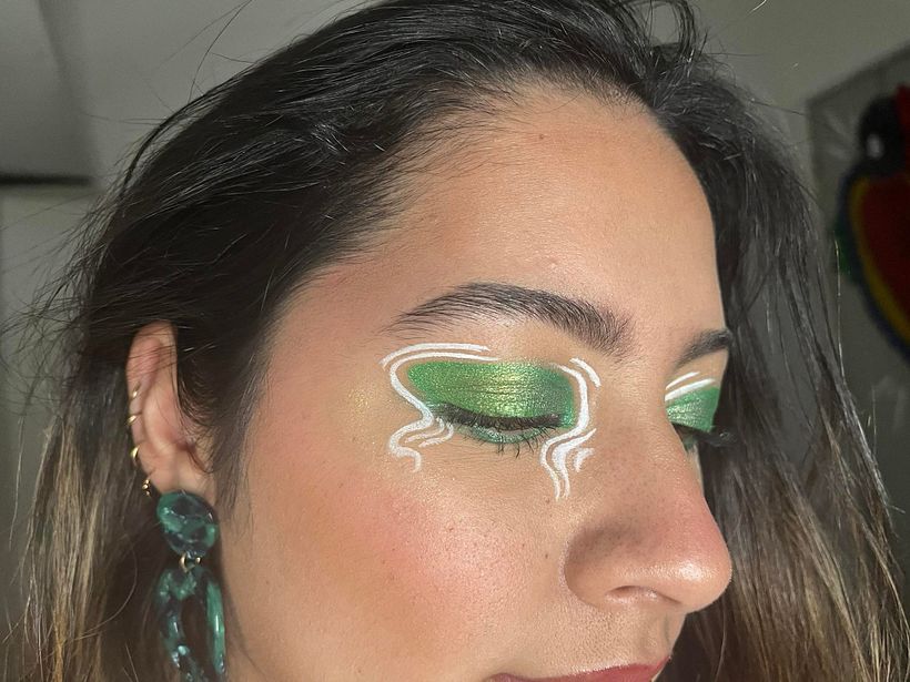 Mi proyecto del curso: Introducción a las técnicas profesionales de maquillaje 4
