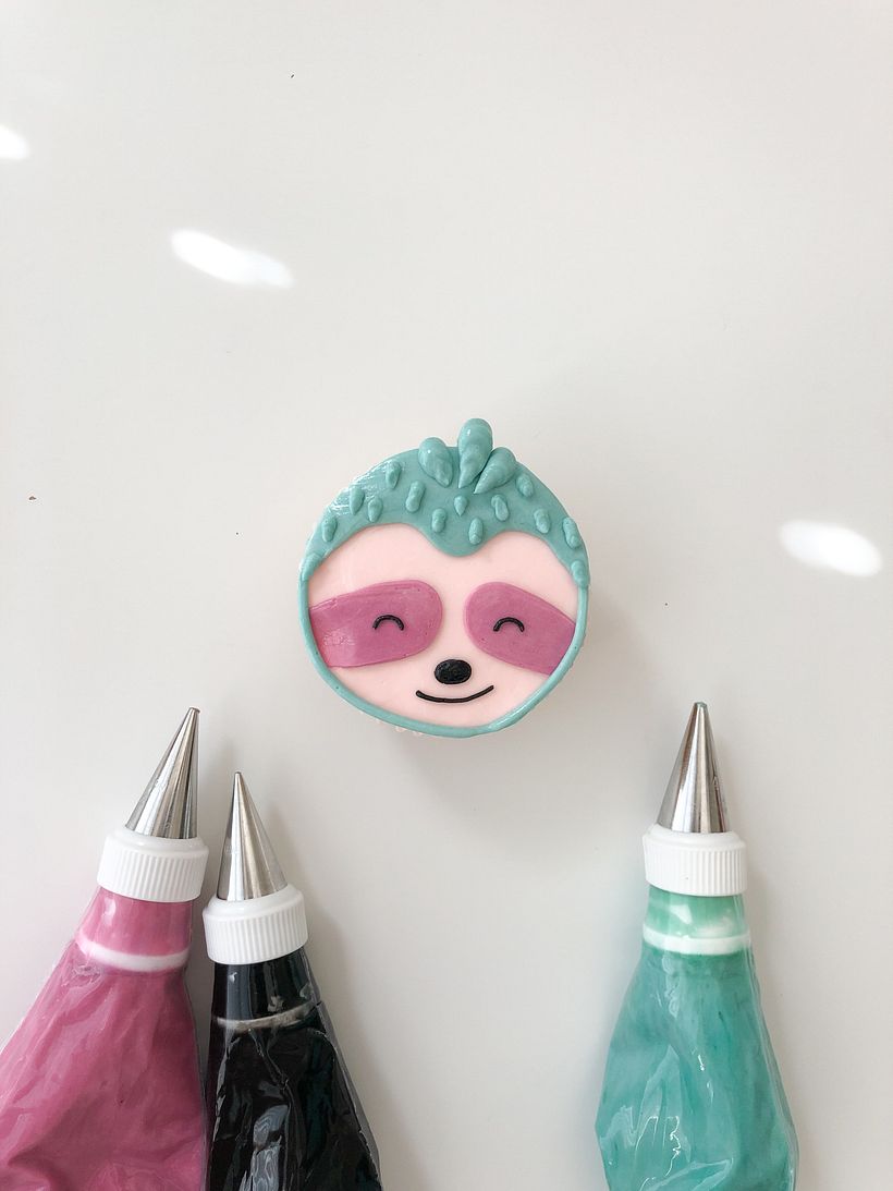 This sloth is not only cute but delicious too!! The blue on blue texture really fills the space and makes this design unique.