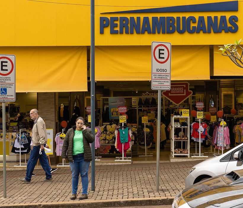 Um pato amarelo na cidade de Pato Branco 8