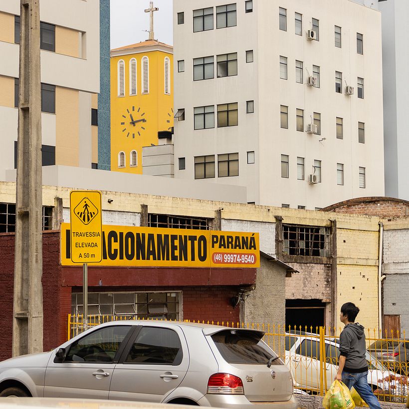 Um pato amarelo na cidade de Pato Branco 11