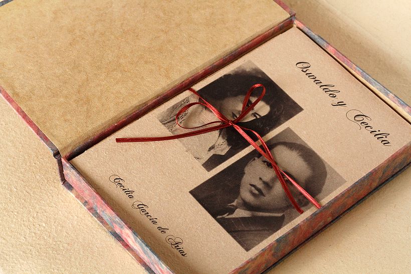 Cajas historia familiar (2018) - Escritura
