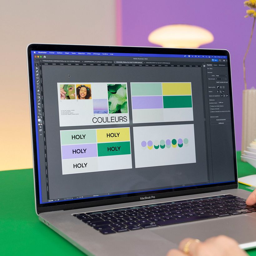 Identité visuelle colorée : du concept à la présentation Canva 13