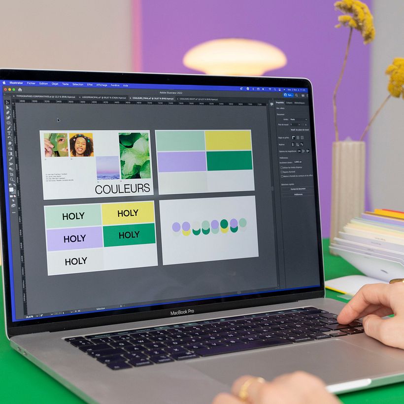 Identité visuelle colorée : du concept à la présentation Canva 18