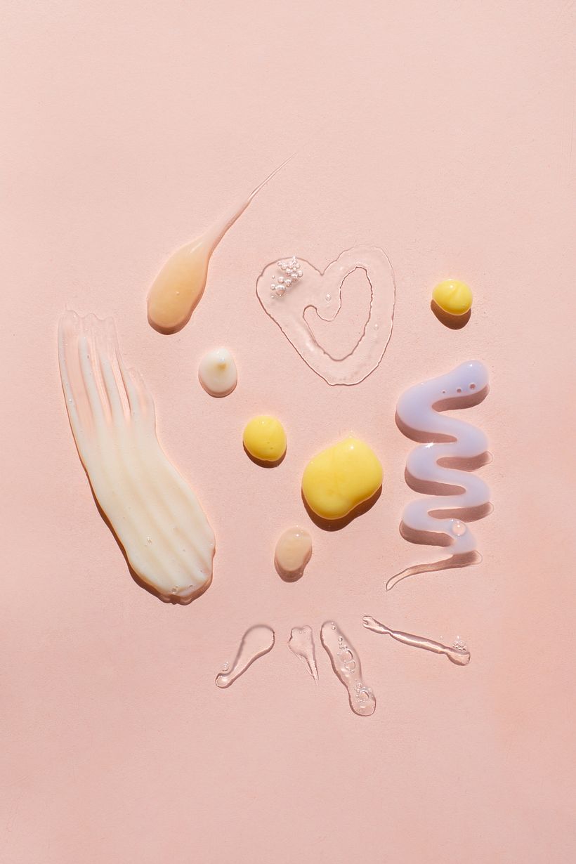 Los colores de estas cremas son muy especiales y los he combinado con fondos rosas y blancos.