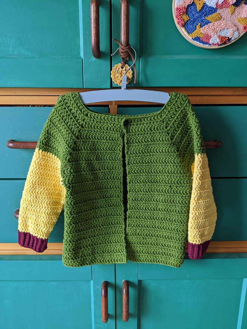 I made a cardigan for my son 