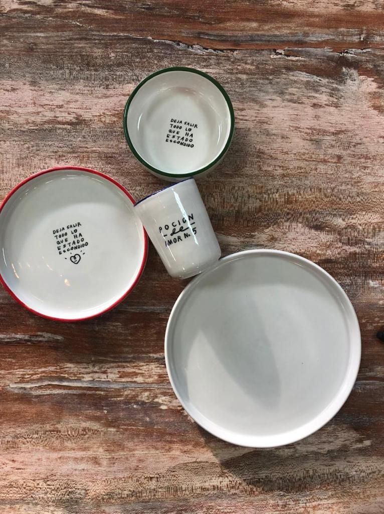 Vajilla Amalia Andrade para Falabella 8