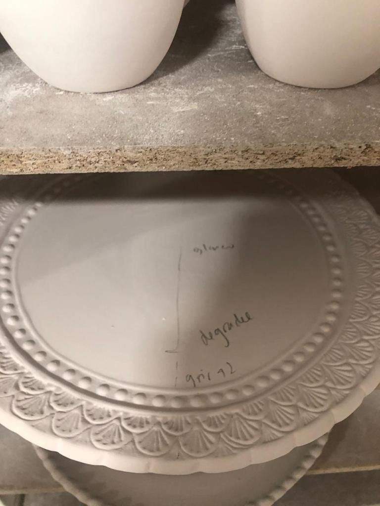 Vajilla Carolina K / Articulo Revista BAZAAR 2