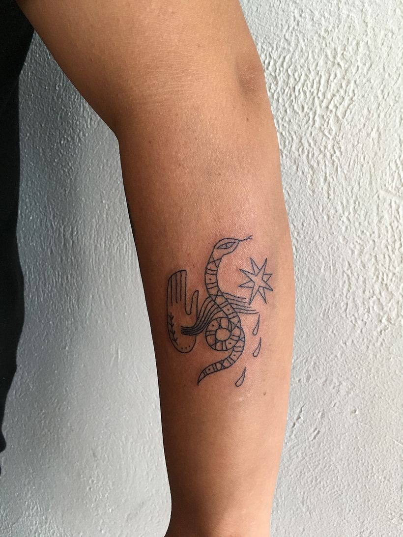 Diseño y realización de tatuajes 11