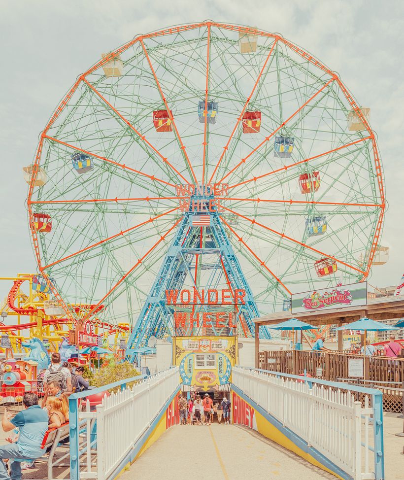 Foto editada de — Wonder Wheel, Coney Island, junho de 2022