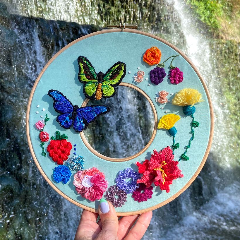 Mi proyecto del curso: Bordado en doble bastidor con puntadas en relieve 6