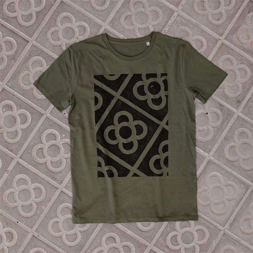 T-Shirt mit Printmotiv aus Barcelona