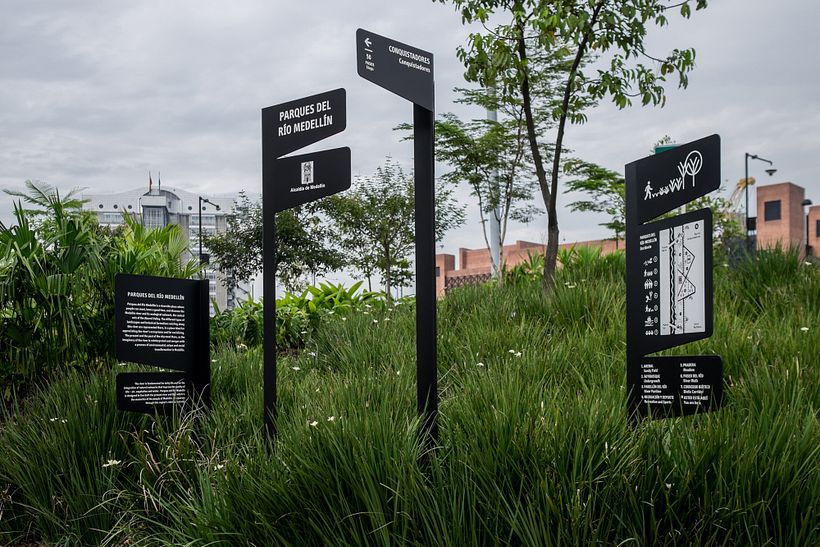 Diseño de señalética Parques del Río Medellín 1