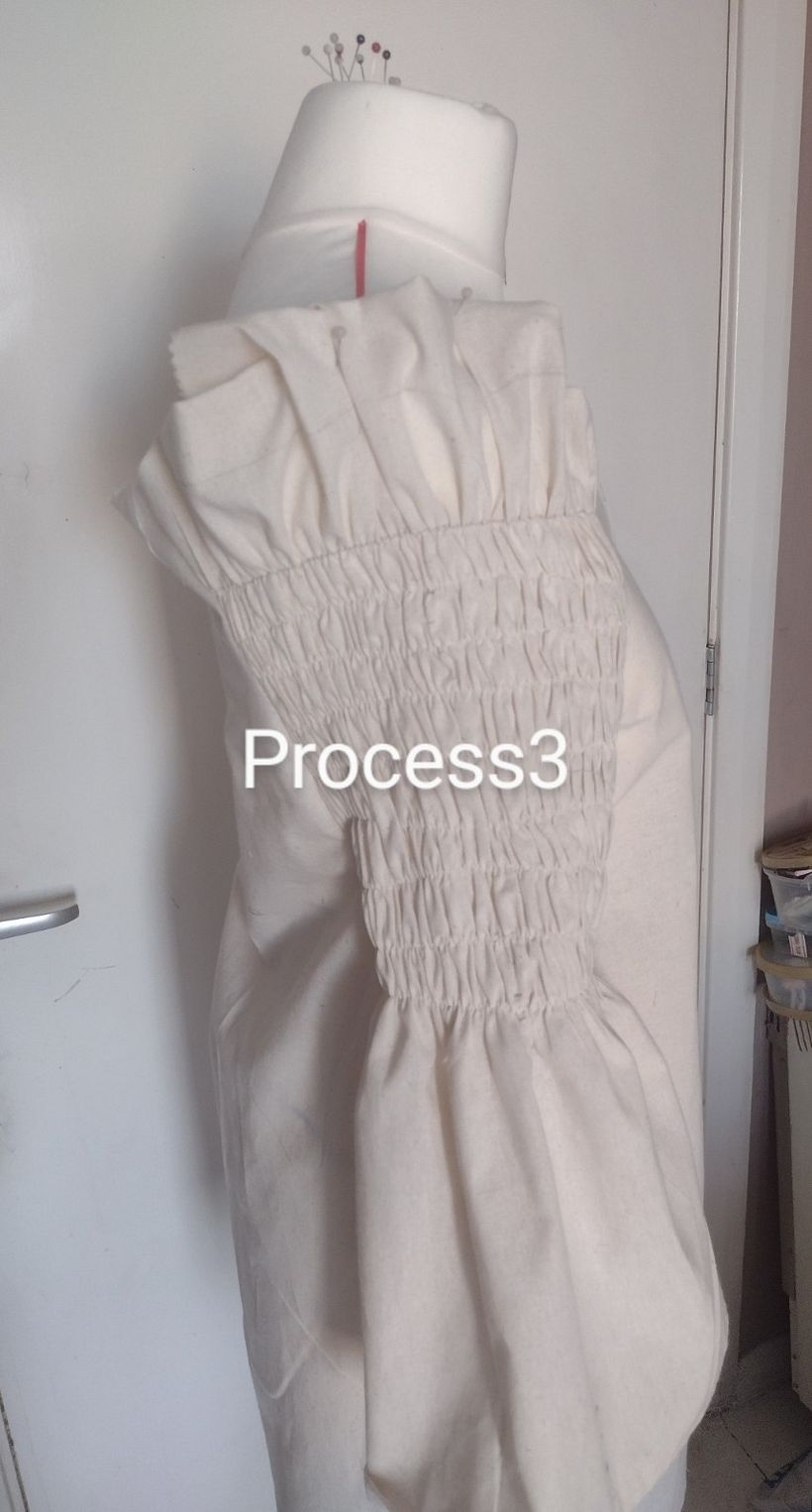 shirred sleeve for texture & volume
