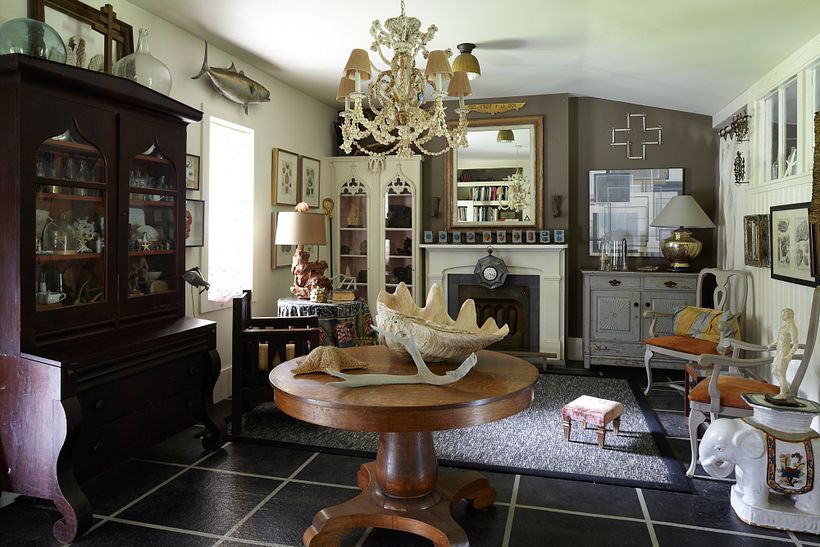 A two car garage was converted to a grand sitting salon.