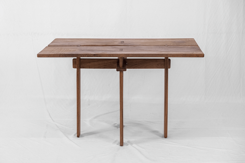 TIT table front by GOSLO Studio