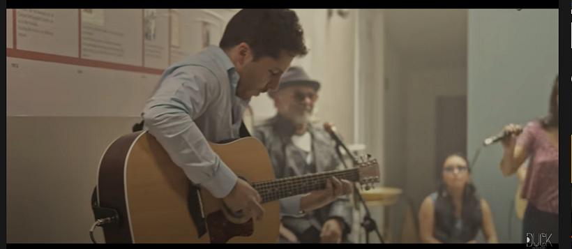 Juan Salazar, guitarrista e ingeniero de grabación y mezcla.