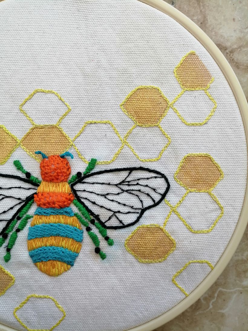 Mi proyecto del curso: Introducción al bordado en relieve 3