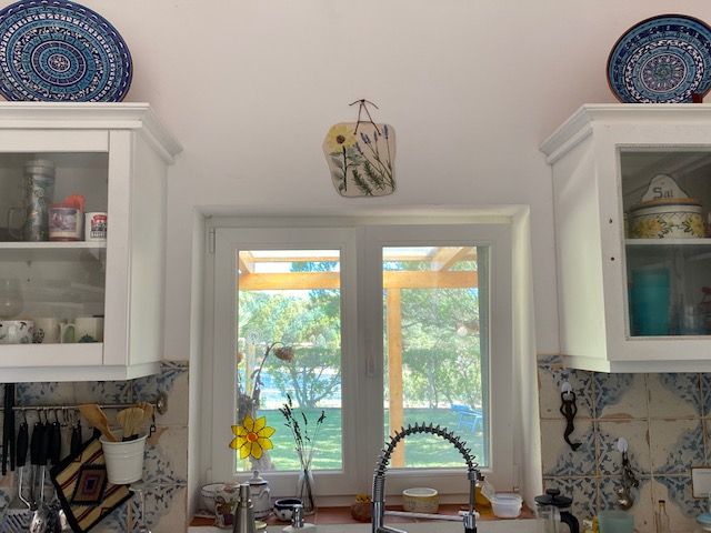 It is up in my kitchen. We live on a sunflower/lavender flower farm in Portugal  so this is perfect!