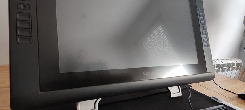 Vendo Cintiq 22HD muy buen estado. 1