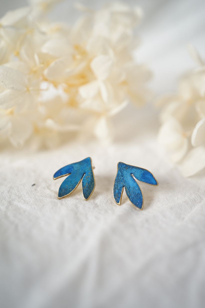 pisadas con patinas azules 