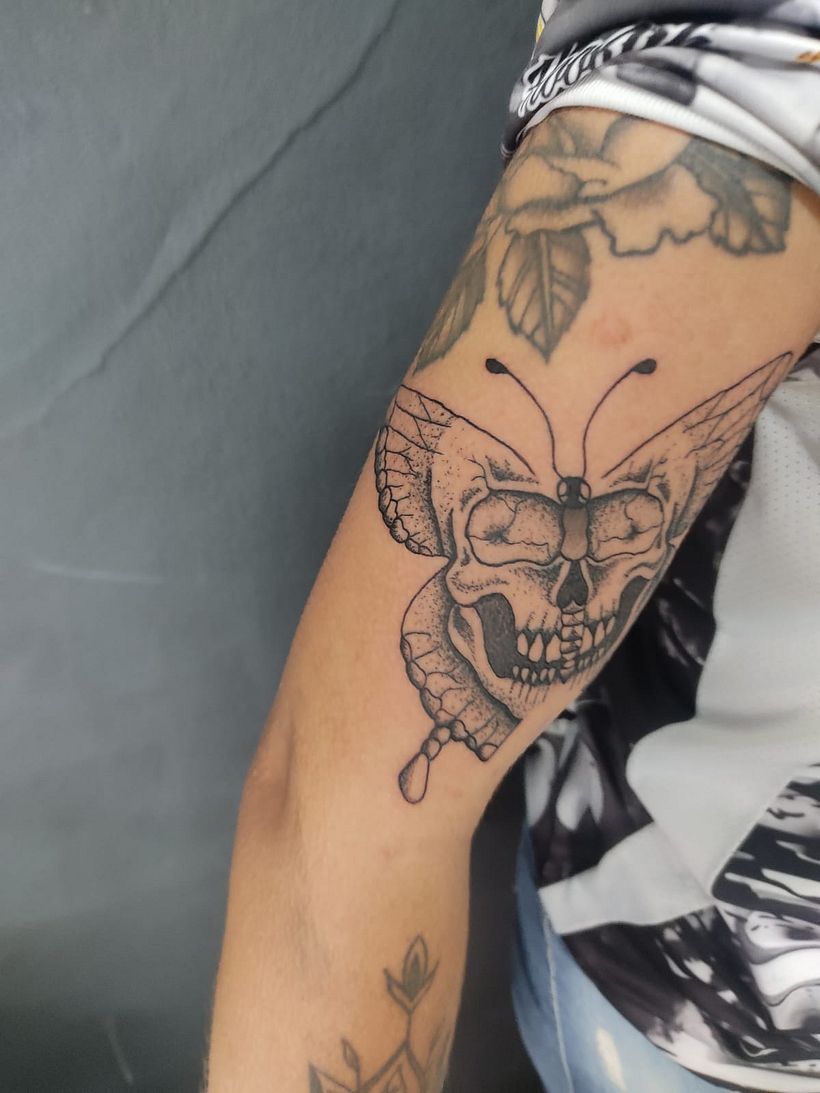 Meu projeto do curso: Técnicas de tatuagem blackwork com fine line 4