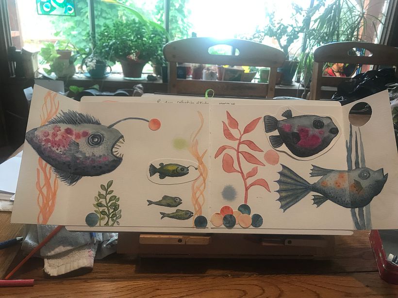 Bouncing ball is antennae on scary fish