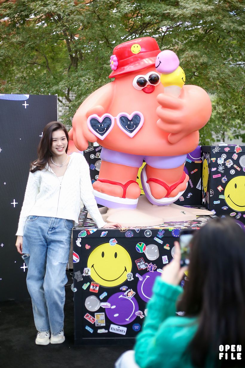 Smiley x Eva Cremers 6