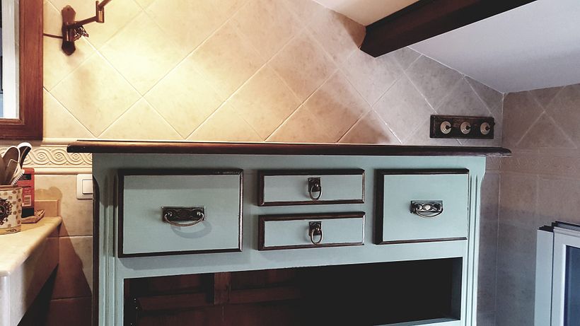 Mi proyecto del curso: Restauración y transformación de muebles para principiantes 3