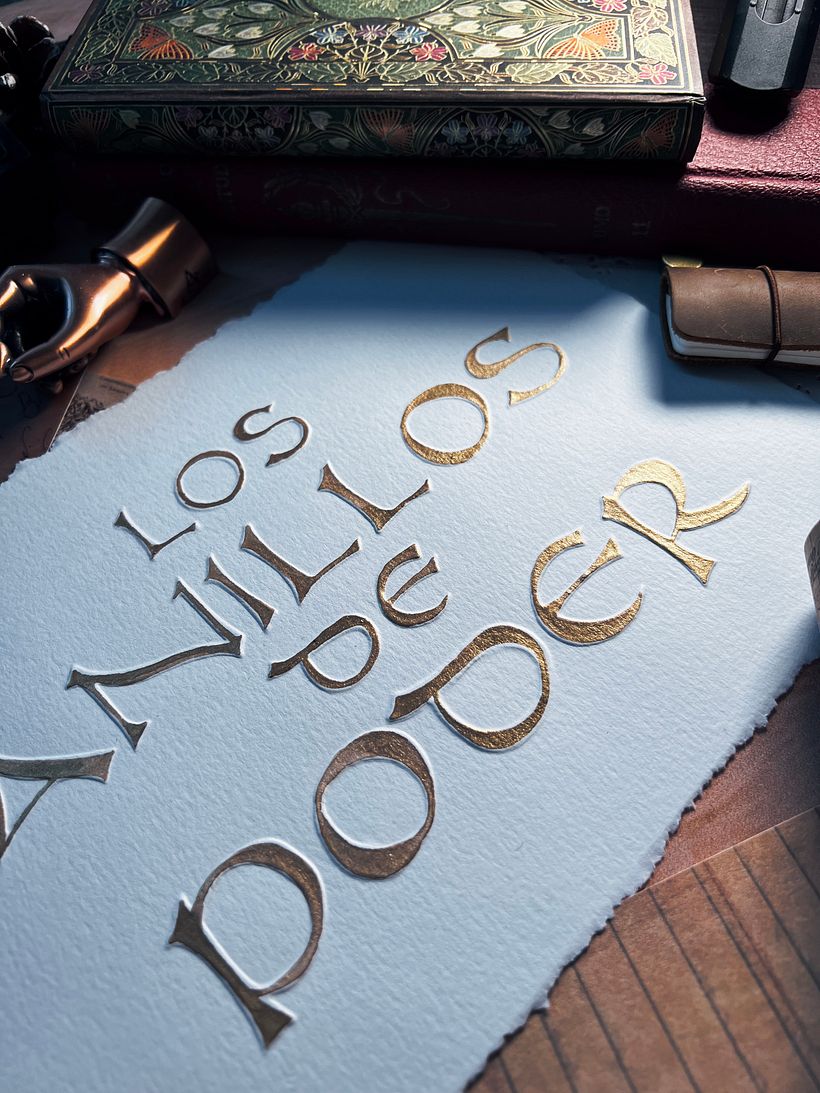 LOS ANILLOS DE PODER 4