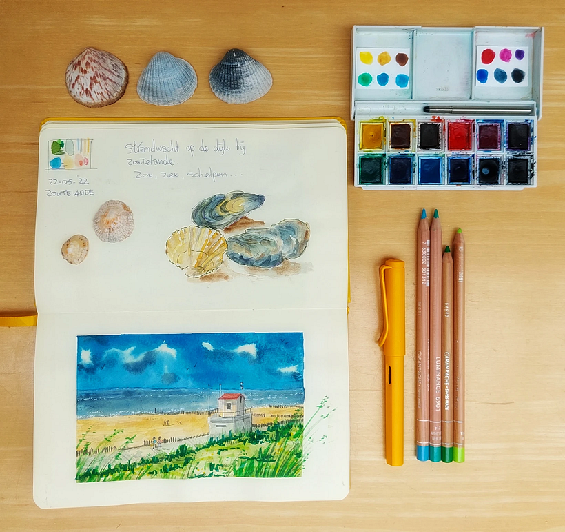 Ejemplo de cuaderno de viaje en acuarela hecho por Esther Middle inspirado en las costas de Países Bajos.