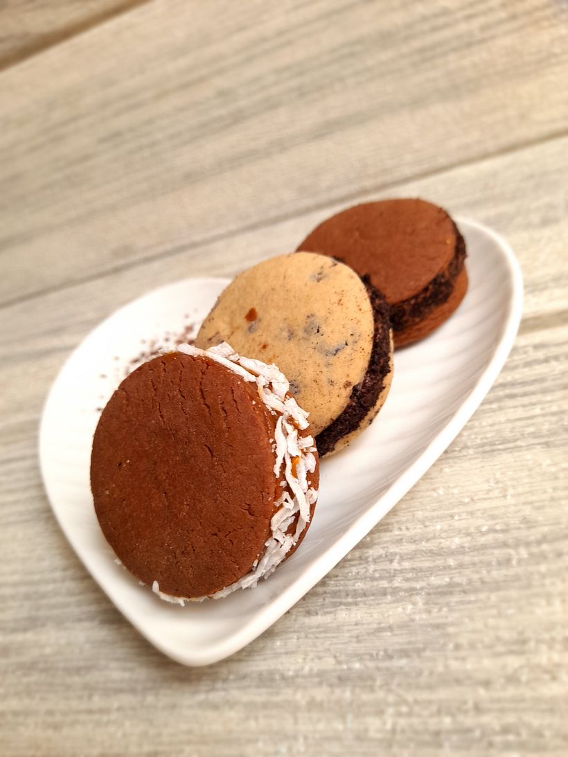Alfajores de Oreo y Chocolate.