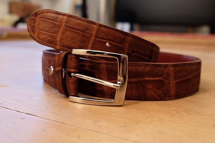 Creating leathergoods from a customers own crocodile leather 3