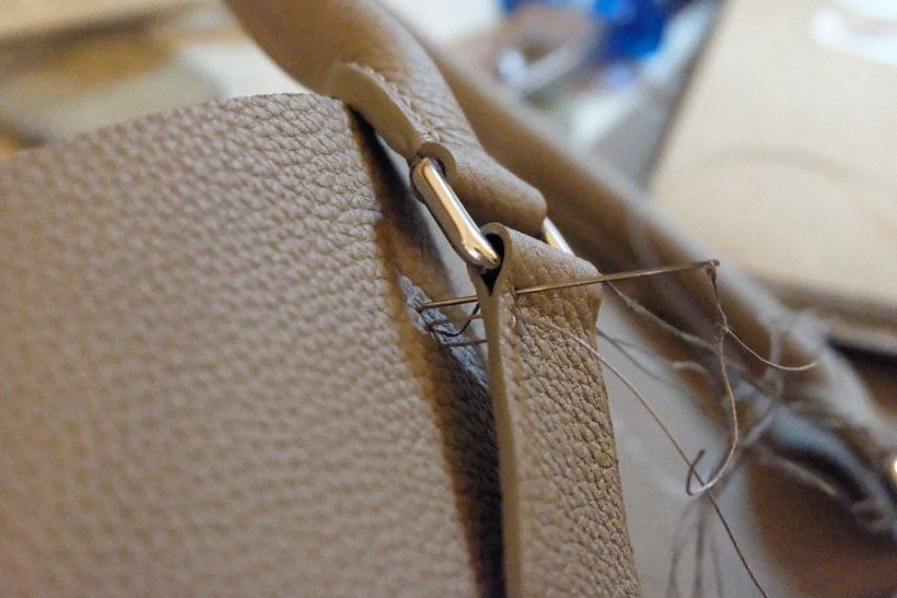 The Rosalinde modell - entirely handstitched  5