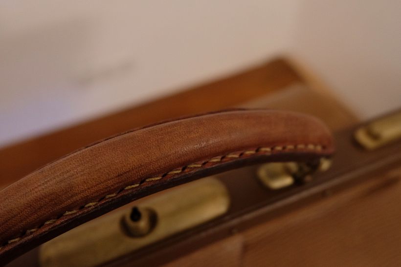 A new body for a 100-year old frame of this doctors bag 2
