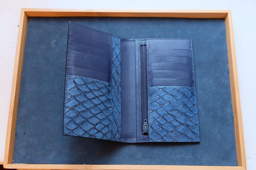 Handstitched wallets  6