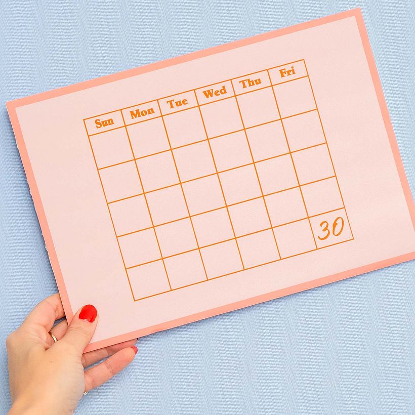 Jessica Dance aiuta gli studenti a creare un piano d'azione che rifletta i loro obiettivi.