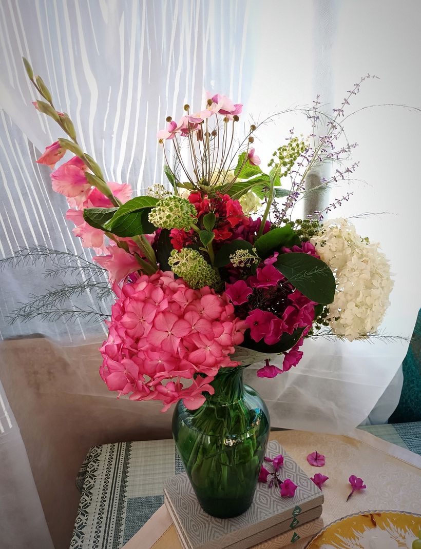 My project for course: Floral Arrangement Design with Seasonal Blooms 6