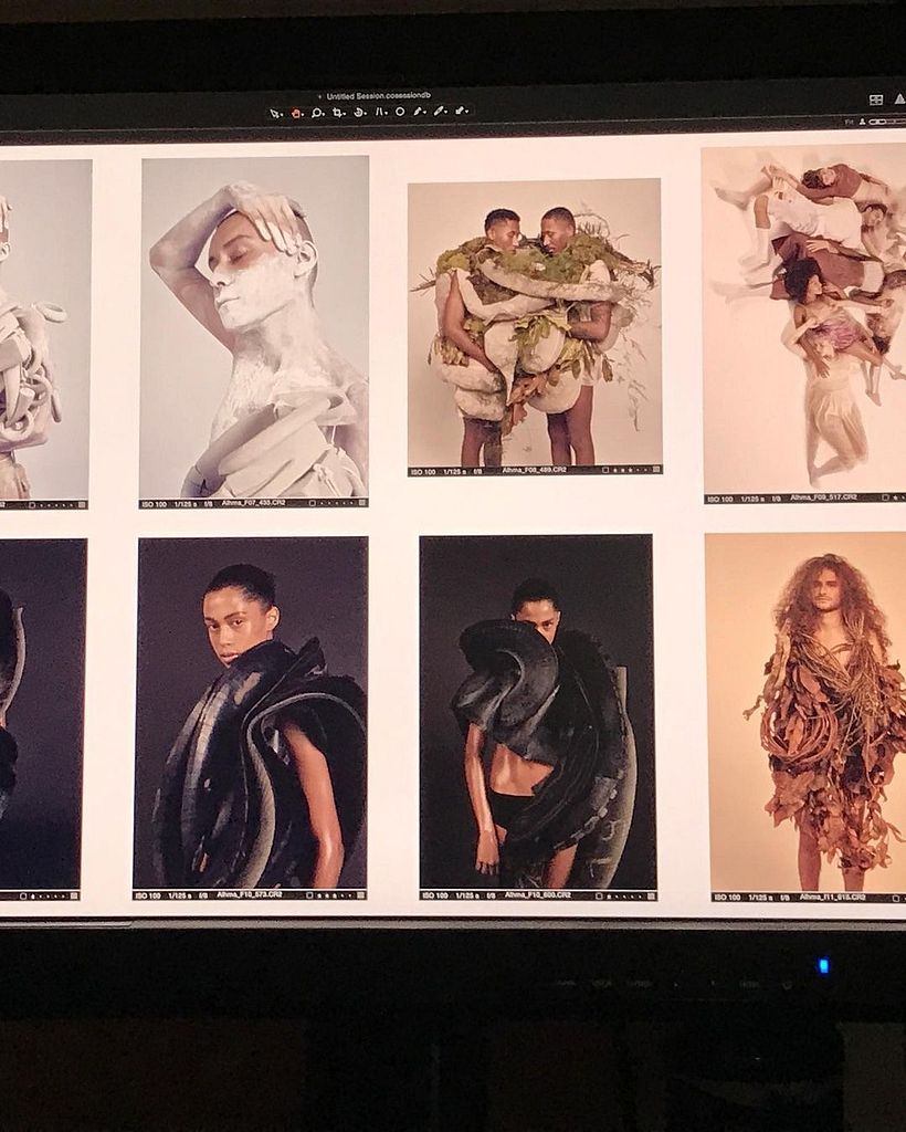 Fotos: Marcio Simnch / Styling: Daniel Ueda / Intervenção artística (“roupas”): Lucius Vilar