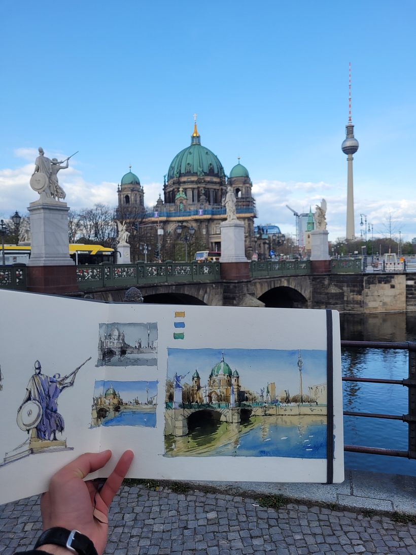 Juxtaposition with the subject on location. 