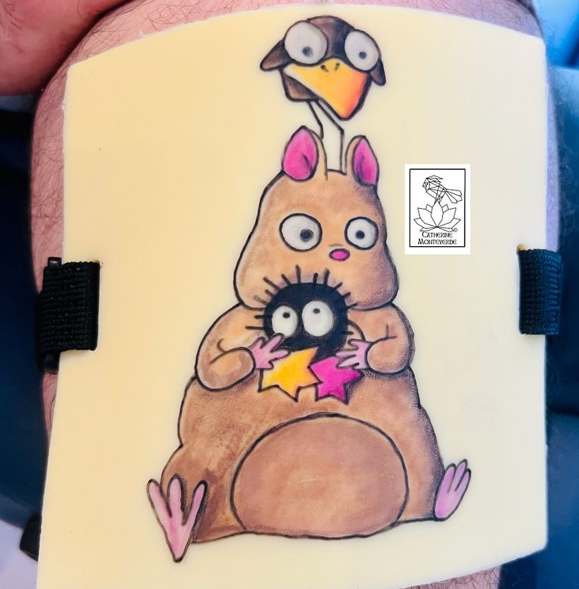 Primer tatuaje a color y segundo tatuaje en la vida :D (PD. Se borró el stencil) 