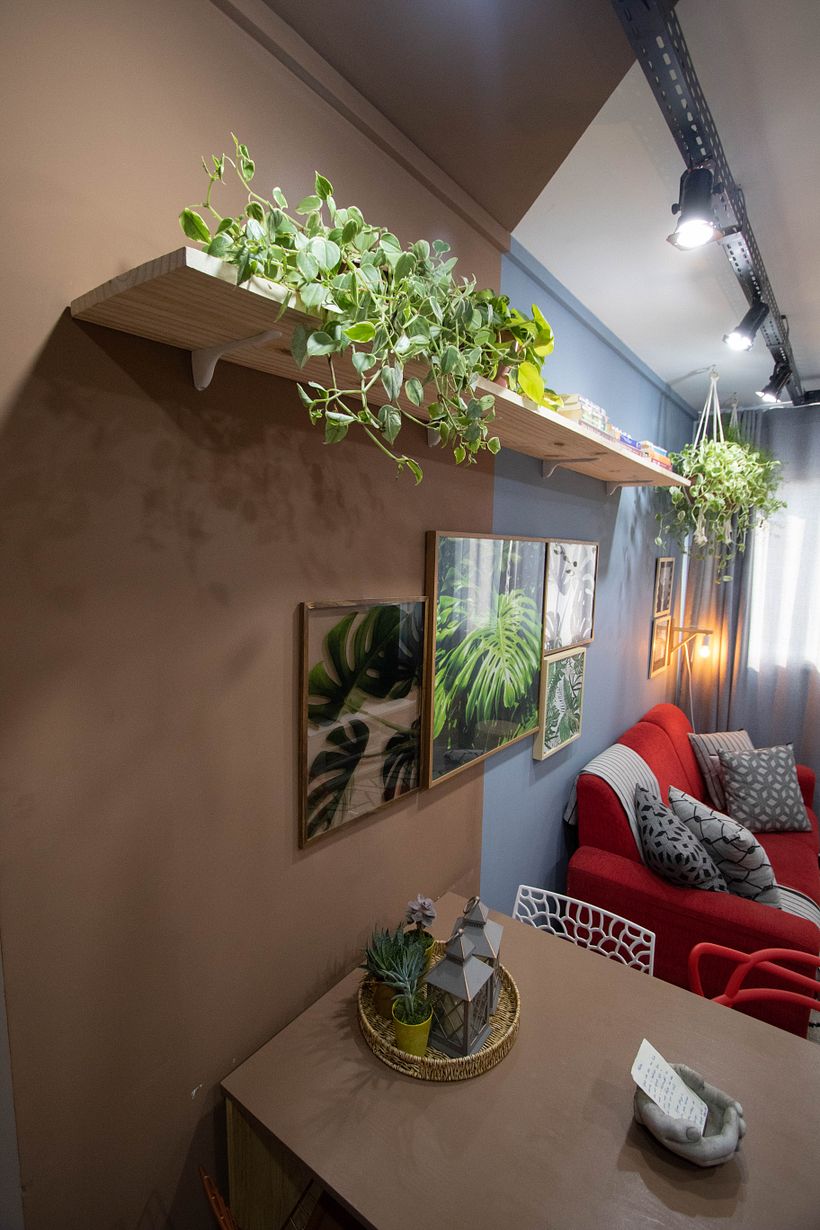 Sala de estar e jantar. Um palco para o shows do trio que mora nela. São Paulo/SP 6