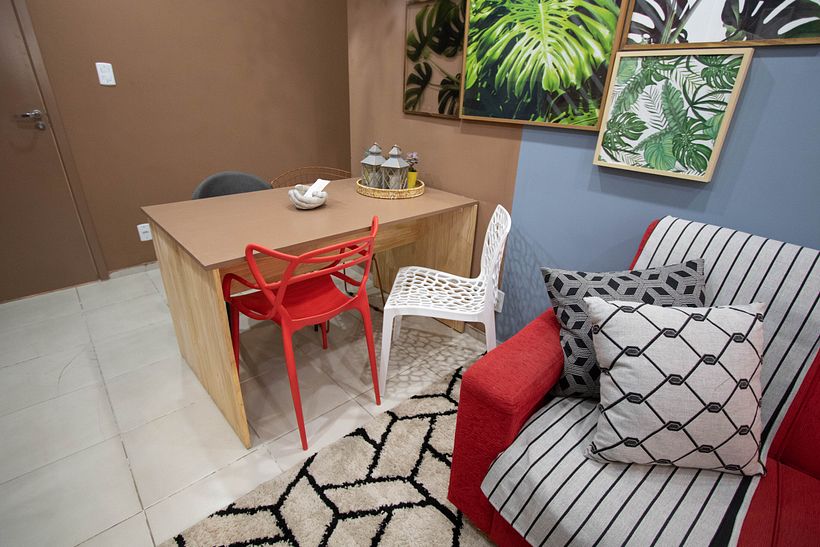 Sala de estar e jantar. Um palco para o shows do trio que mora nela. São Paulo/SP 10