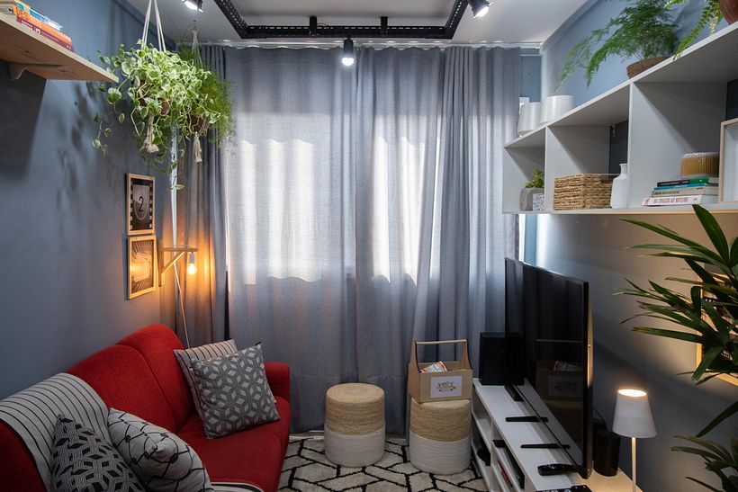 Sala de estar e jantar. Um palco para o shows do trio que mora nela. São Paulo/SP 12