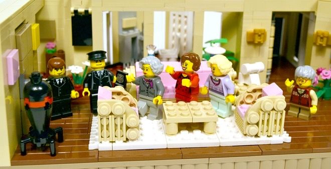 LEGO Golden Girls House 6