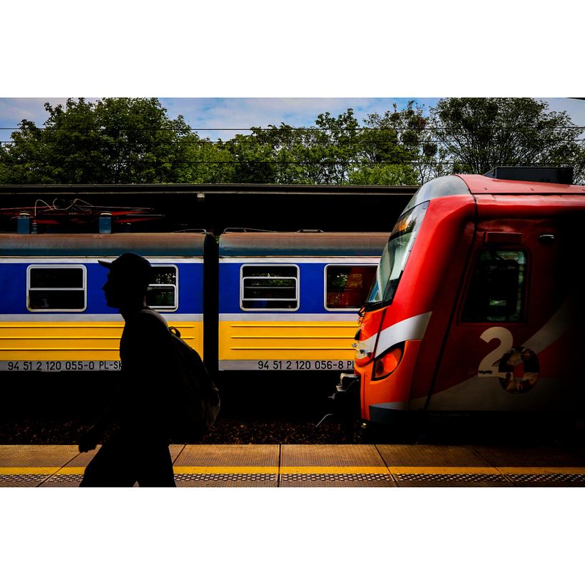 Mój projekt z kursu: Wprowadzenie do fotografii ulicznej - dworzec kolejowy 6