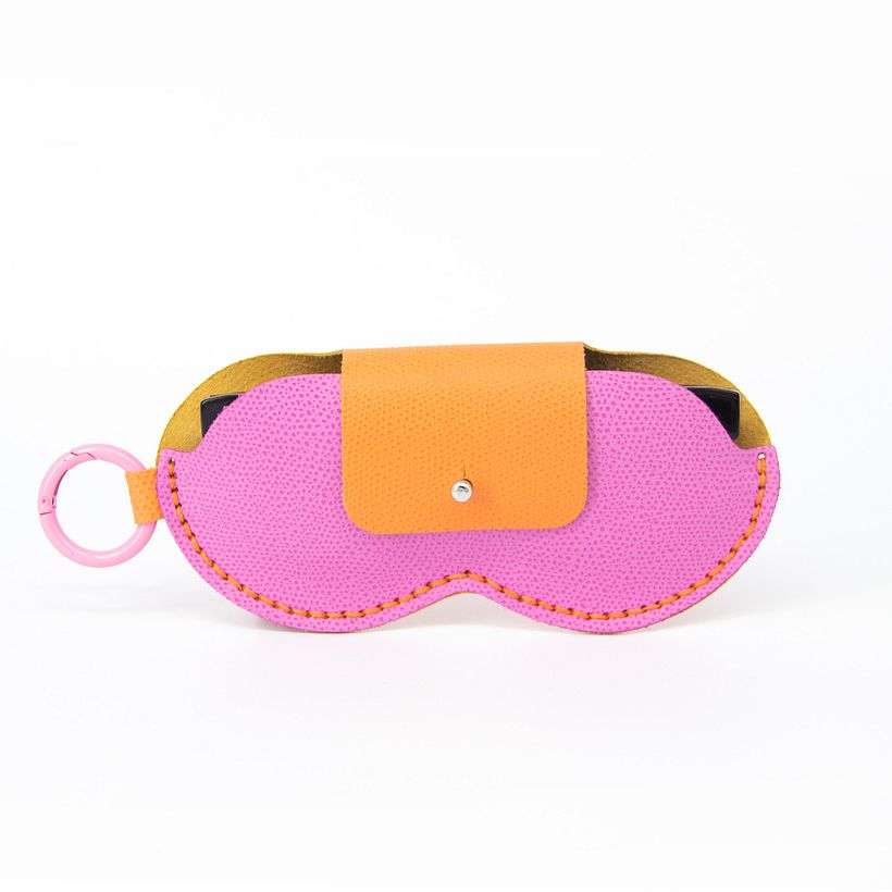L'étui à lunettes en cuir 2